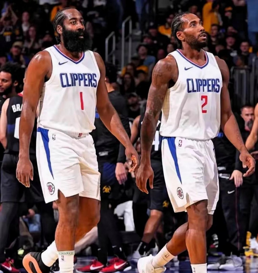 快船主场大胜森林狼，莱昂纳德28分稳住局势的简单介绍