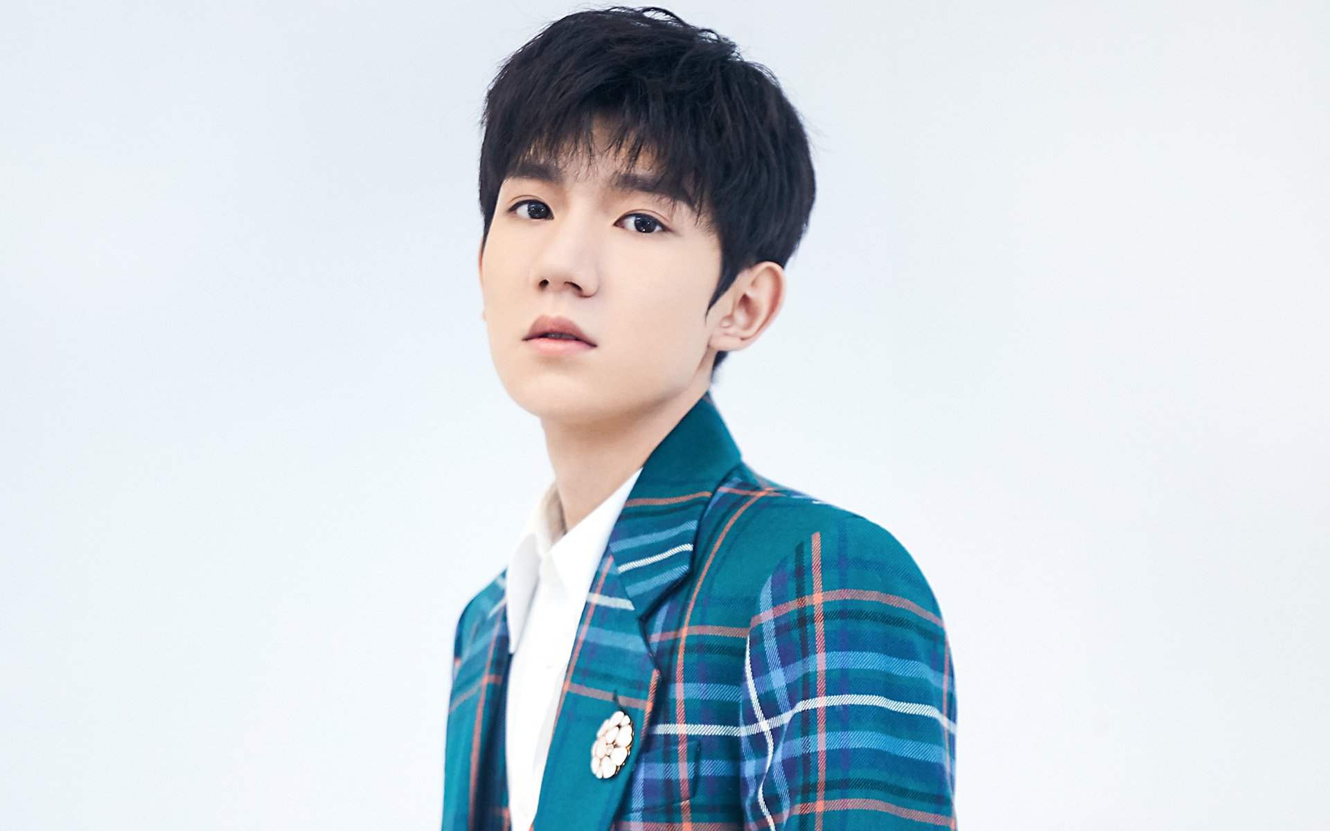 楚阿梅尼爆发助多特蒙德加时险胜威尔士,友谊赛上演惊心动魄对决