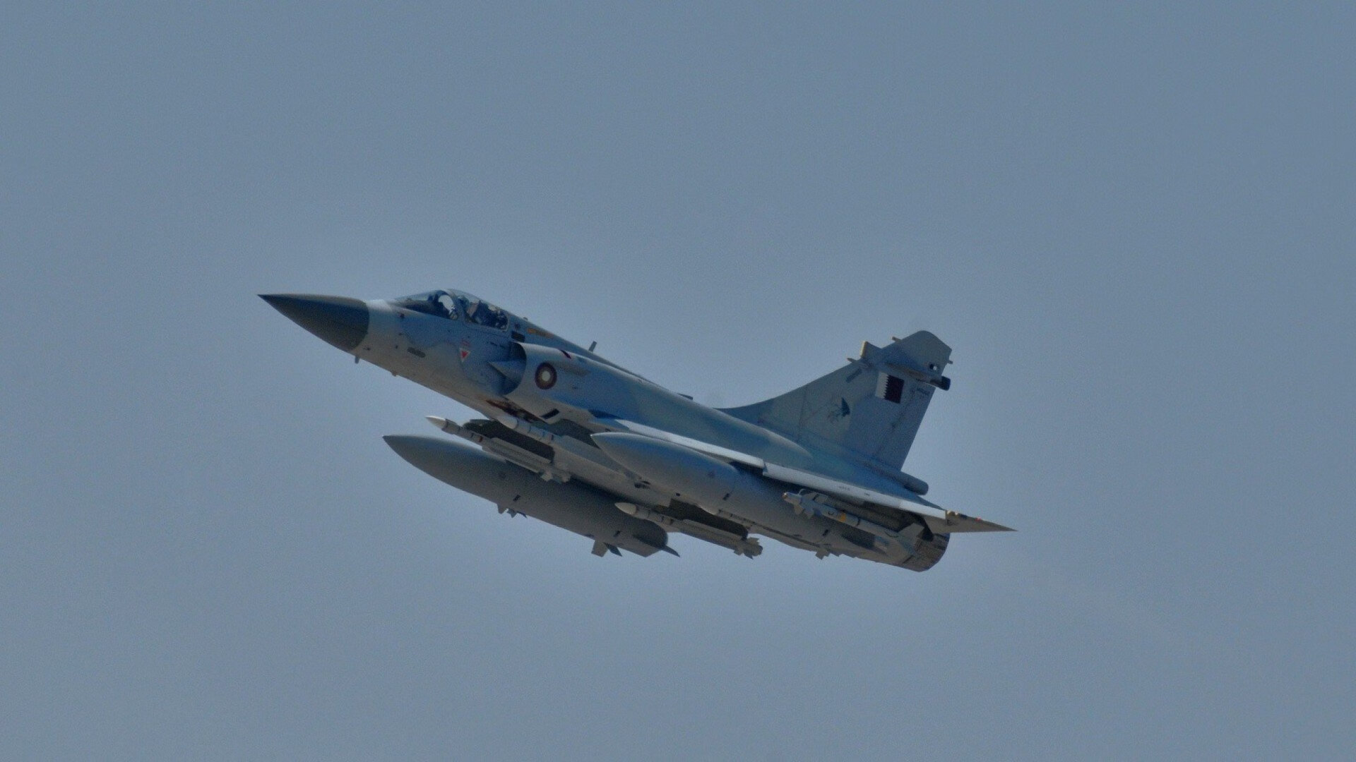 F1街道赛之夜，从赛道到绿茵场，三笘薰以足球完成另一种里程碑单刀直入