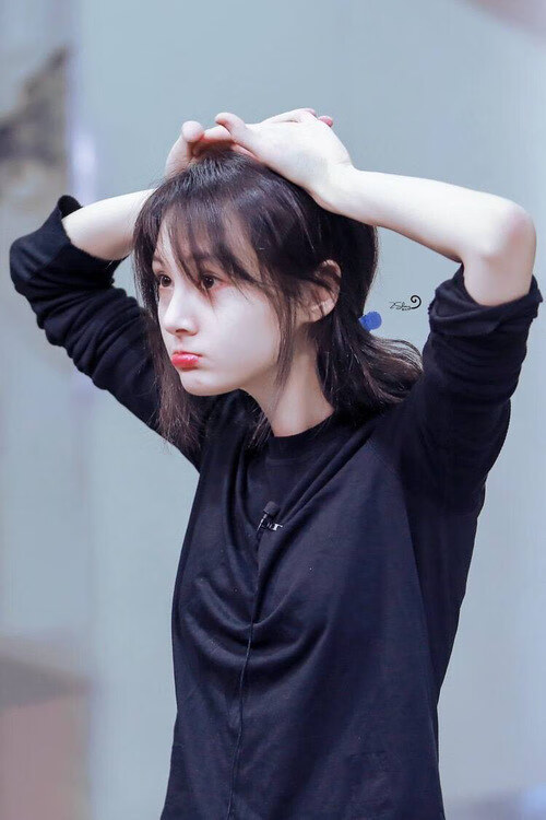 决胜时刻的两种叙事，雄鹿体系收割与东契奇时代接管