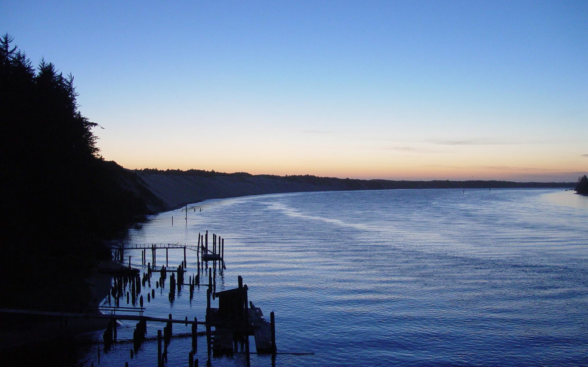 击败雷恩的东方力量，坎特用完美演出谱写绿茵乐章