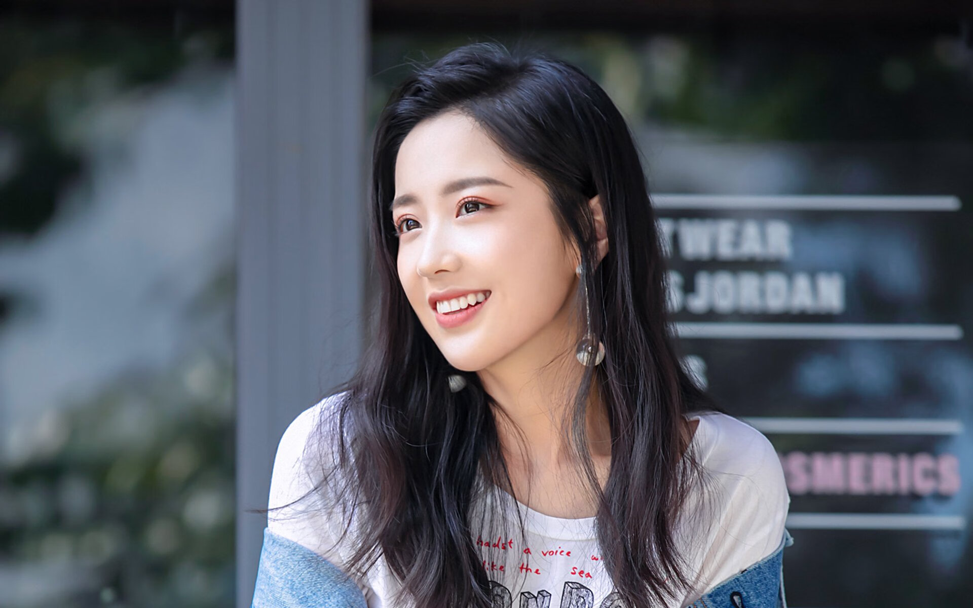 广厦的钢筋铁骨，上海滩的叹息，当篮球智慧摧毁钢筋水泥