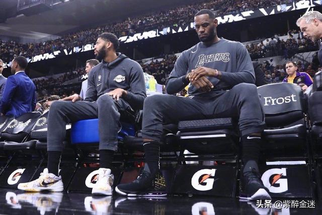 湖人狂胜马刺，克莱成为关键先生